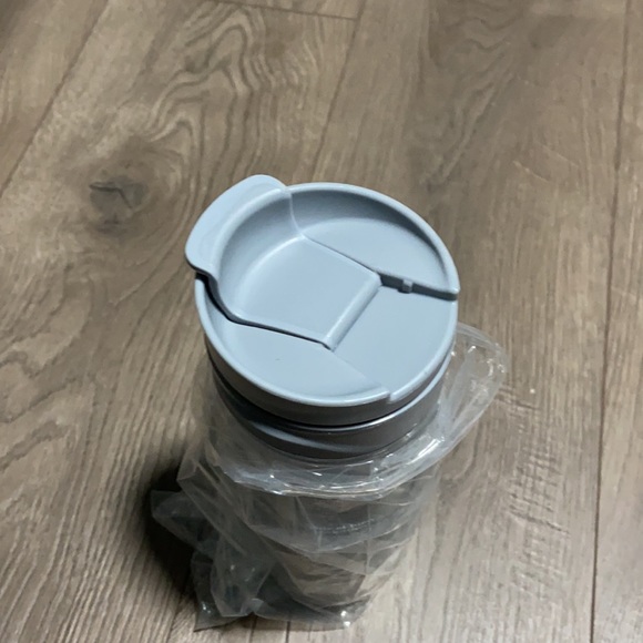 David Tea Tumbler - Picture 3 of 3